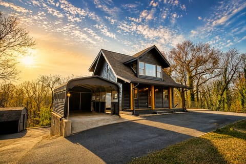 Golden-hour charm near historic Fredericksburg — cozy, peaceful, and ready for your stay.
