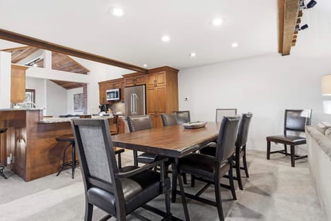 ridgepoint-90-6904_54945523263_o