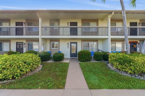 Front entry of condo