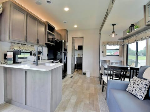 a349a38c-57e5-4b96-acf5-9a9701785df4.1