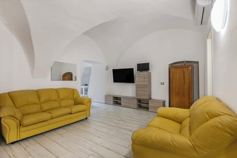 Living and dining room