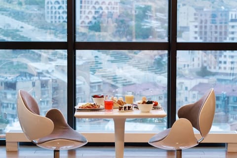 Daily buffet breakfast for a fee