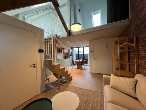 Apartment | Living room