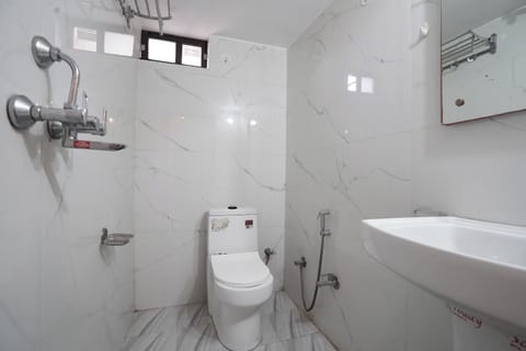 Bungalow | Desk, free WiFi