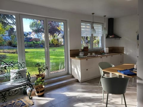 Comfort Apartment, Garden View | Interior