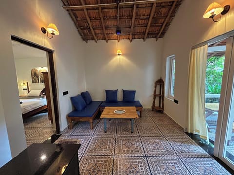 Basic Room | Desk, laptop workspace, free WiFi, bed sheets