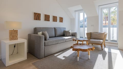 The living area is the ideal place to relax after a long day exploring the city #explorers #relax #portugal #pt #lisbon