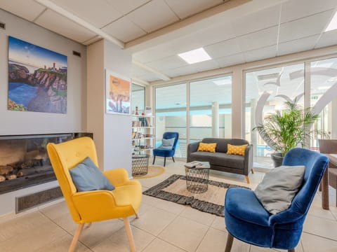 Apartment | Reception