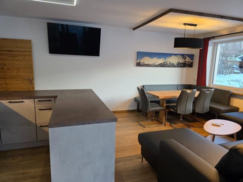 Apartment | Living room