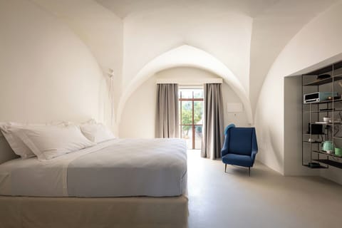 Autumn, Bedroom, Spring, Summer