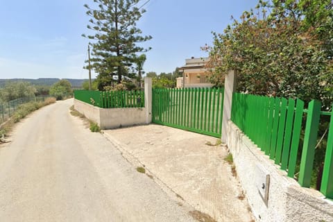 Entrance / Reception