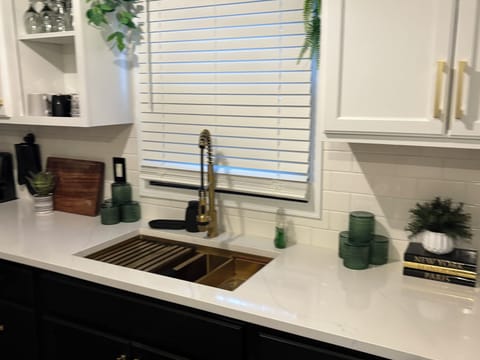 Kitchen Pic-4