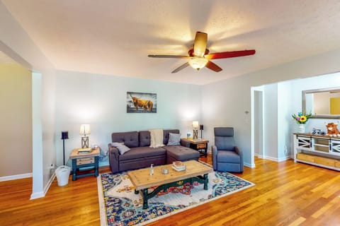 Danielsville Vacation Rental | 3BR | 2BA | Steps Required | 1,717 Sq Ft