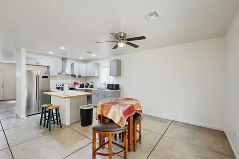 Tucson Vacation Rental | 3BR | 2BA | 1,299 Sq Ft