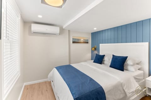 Sink into a cloud. Our premium mattress is topped with a plush topper for the ultimate sleep experience.