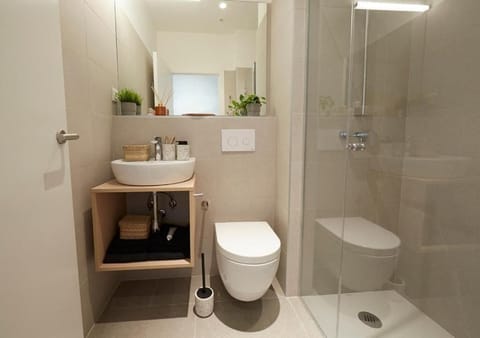 Standard Double Room Single Use, Balcony | Bathroom | Shower, towels