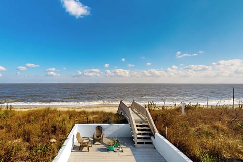 Milford Vacation Rental | 5BR | 3.5BA | Stairs Required