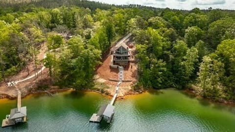 Welcome to Osprey Lake House!