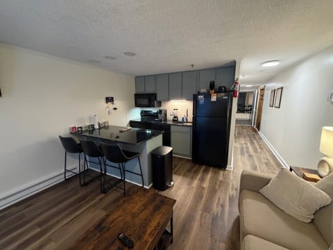 Fully stocked kitchen!