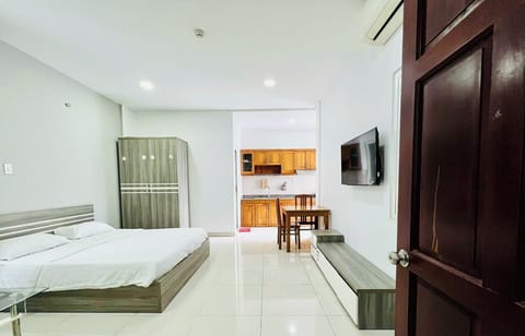 Standard Apartment, Balcony, Courtyard View | Soundproofing, free WiFi