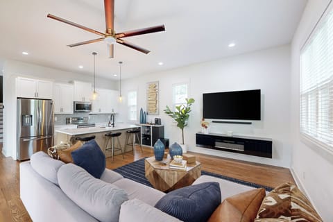 Atlanta Vacation Rental | 3BR | 3BA | 1,865 Sq Ft | 2 Steps for Entry