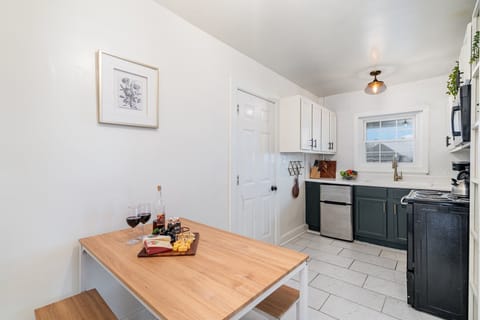 Unit 1: Kitchen Dining Nook for 4, ideal for morning coffee, casual meals, or planning your next Nashville adventure.