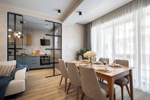 Luxury Apartment | Blackout drapes, soundproofing, free WiFi