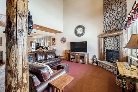 Brian Head Vacation Rental | 4BR | 2.5BA | Steps Required | 2,840 Sq Ft