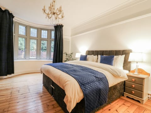 Cottage | 5 bedrooms, individually decorated, individually furnished, free WiFi