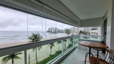 Basic Apartment | Lanai