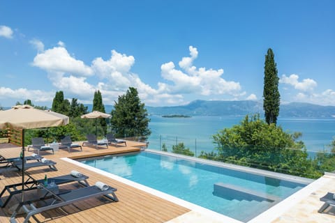 Seasonal outdoor pool, pool umbrellas, sun loungers