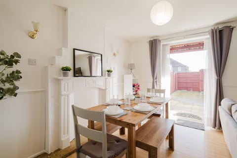 Comfortable home away from home House in Wellingborough