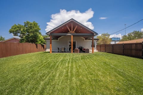 Fully fenced back yard