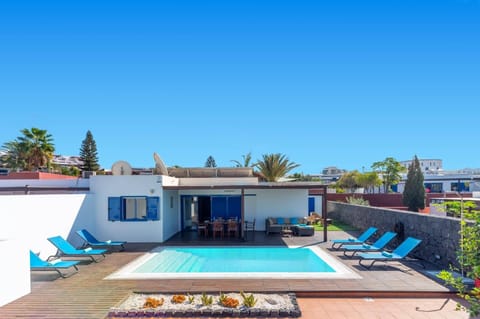 Villa Lemes image