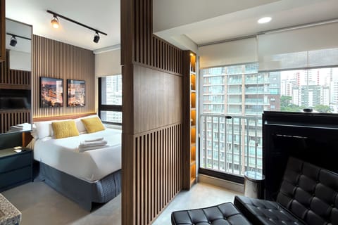 Deluxe Studio, City View | Blackout drapes, free WiFi