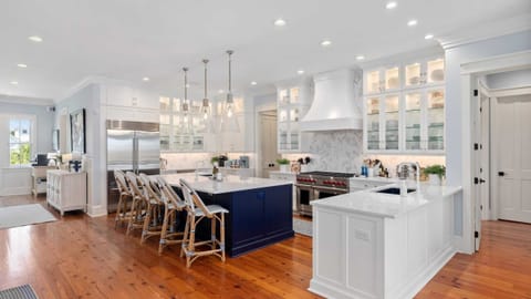 House (Multiple Bedrooms) | Interior