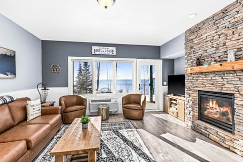 Whispering Pines views from every seat in the living room
