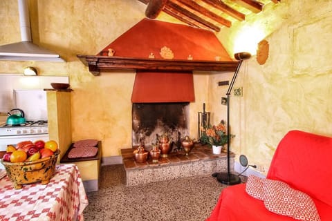 Apartment, 3 Bedrooms (Terrazzo) | Desk, free WiFi, bed sheets