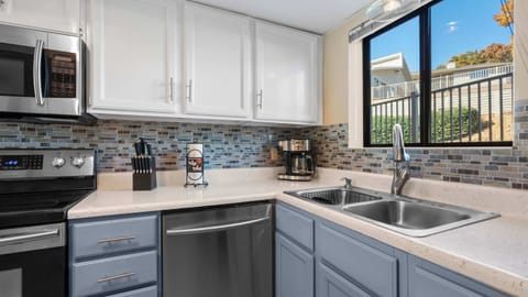 The open kitchen is well equipped for an unforgettable getaway​