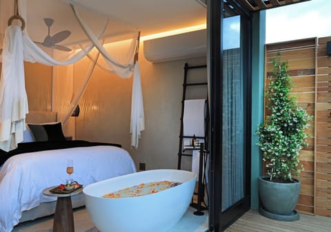 Superior Double Room, Mountain View | Egyptian cotton sheets, premium bedding, minibar, in-room safe