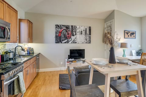 Dining Area | Kitchen | Keurig | Dishwasher