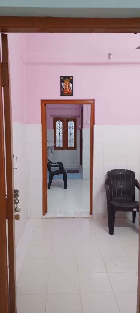 Comfort Double or Twin Room, City View | Free WiFi, bed sheets
