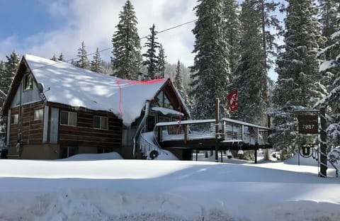 Over 1000 inches per year of the be best powder in the world