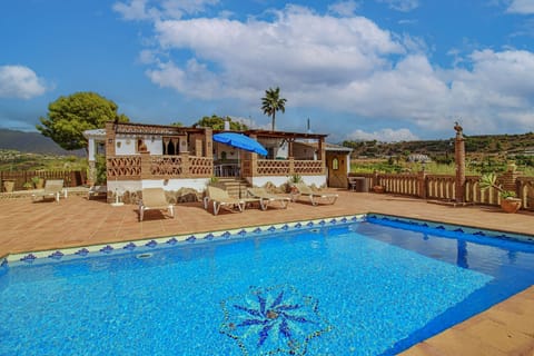 Casa Araucaria %2D view of the property and pool area