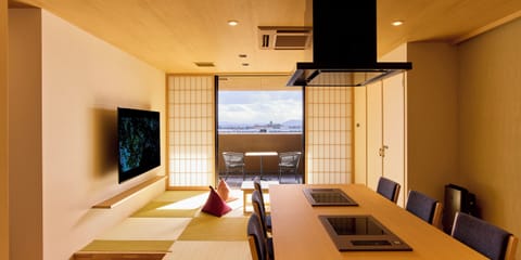 Desk, WiFi (free), bed sheets