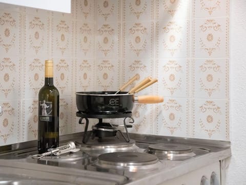 Wood Stain, Wallpaper, Tile