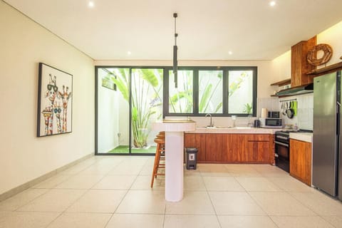 Villa (4 Bedrooms) | Exterior