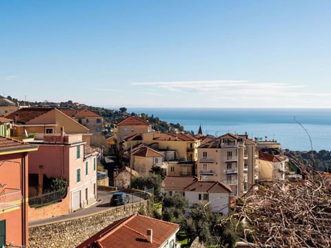 Blue, Building, Residential Area, Horizon, City, House, Summer, Town, Neighbourhood, Home