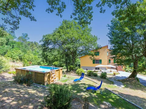Swimming Pool, Garden, Shade, Backyard, Estate, Eco Hotel, Landscaping, Resort, Yard, Farmhouse