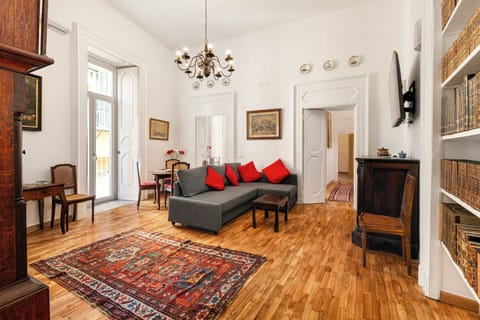 Teresella Suite | Living area | TV